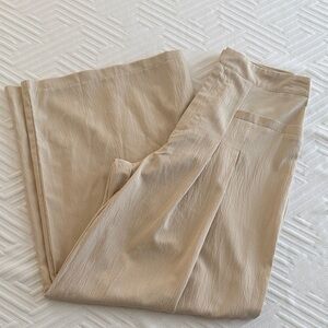 Women’s Tan Pants